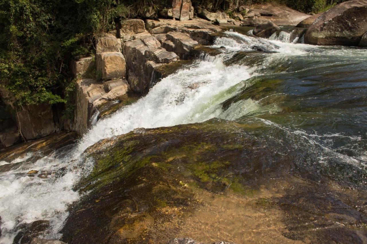 Pousada Cascata Casimiro de Abreu Bagian luar foto