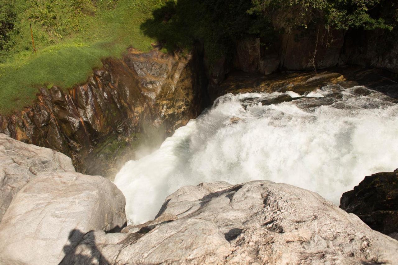 Pousada Cascata Casimiro de Abreu Bagian luar foto
