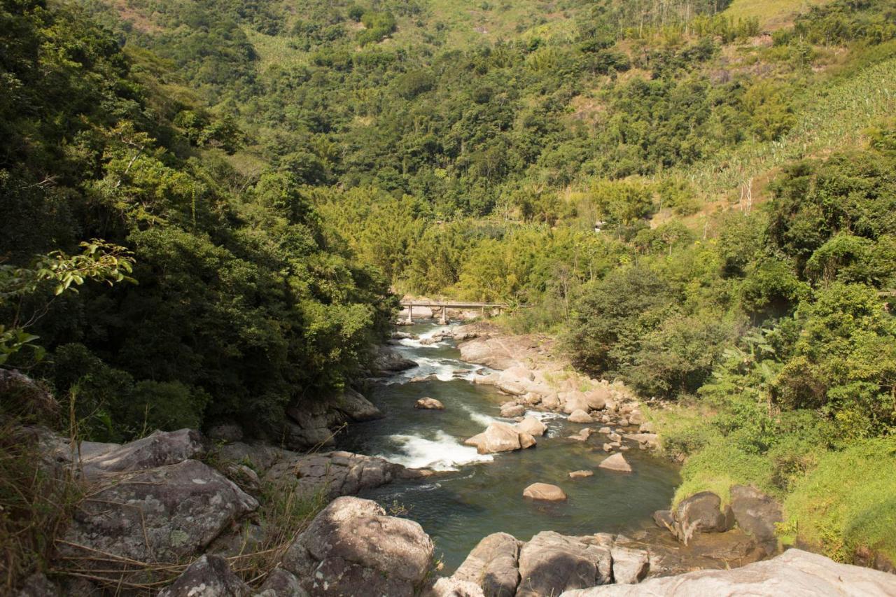 Pousada Cascata Casimiro de Abreu Bagian luar foto